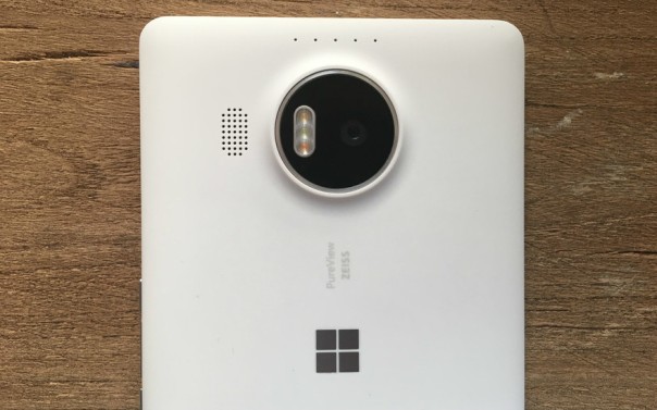 Lumia 950/950 XL Microsoft in Germany off the shelf